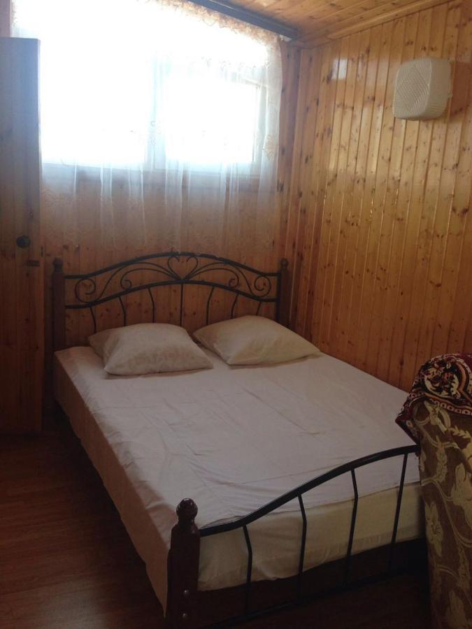 Guest house on Apskha Leona 12 Gagra Extérieur photo